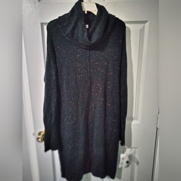 Sweater dress - Picture 1 of 3